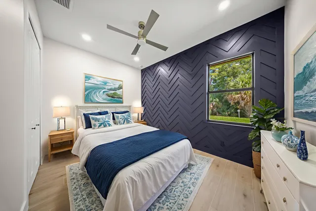 $1,013,000 | 122 Southeast Via Lago Garda, Port St. Lucie, FL 34952