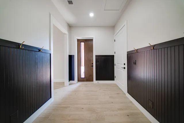 $1,013,000 | 122 Southeast Via Lago Garda, Port St. Lucie, FL 34952