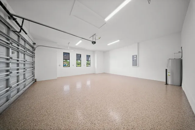 $1,013,000 | 122 Southeast Via Lago Garda, Port St. Lucie, FL 34952