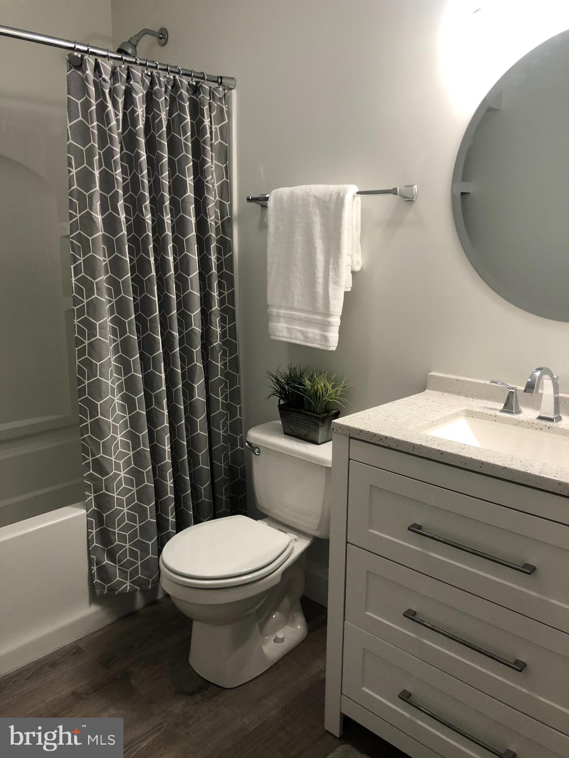 138 Grimes Golden Road Linden, VA 22642 - Photo 75 of 77 a bathroom with a toilet a sink and bathtub