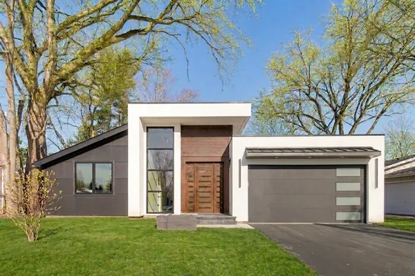 $1,889,500 | 2238 Prairie Street, Glenview, IL 60025