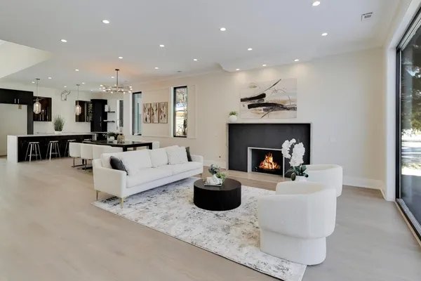 $1,889,500 | 2238 Prairie Street, Glenview, IL 60025