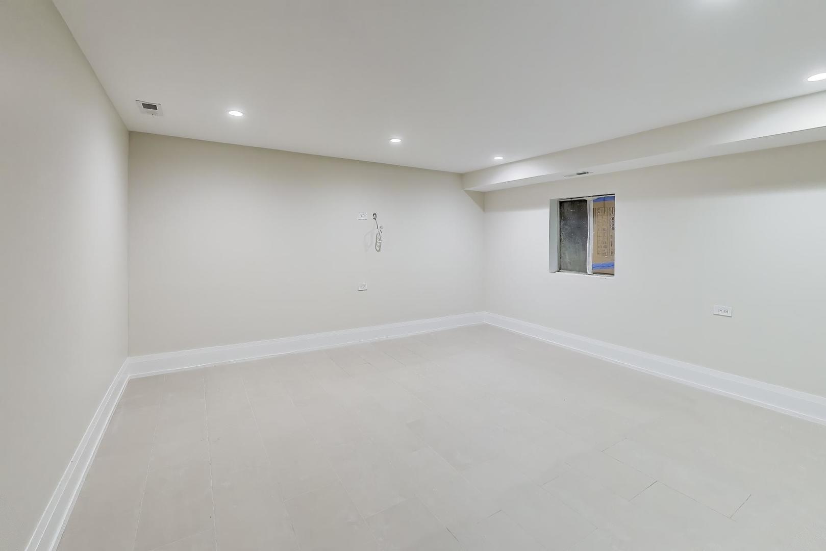 2238 Prairie Street Glenview, IL 60025 - Photo 21 of 28