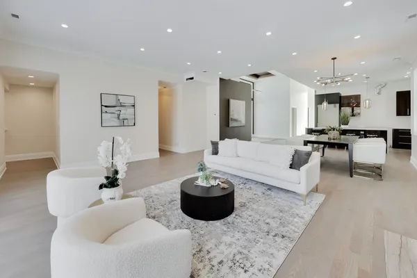 $1,889,500 | 2238 Prairie Street, Glenview, IL 60025