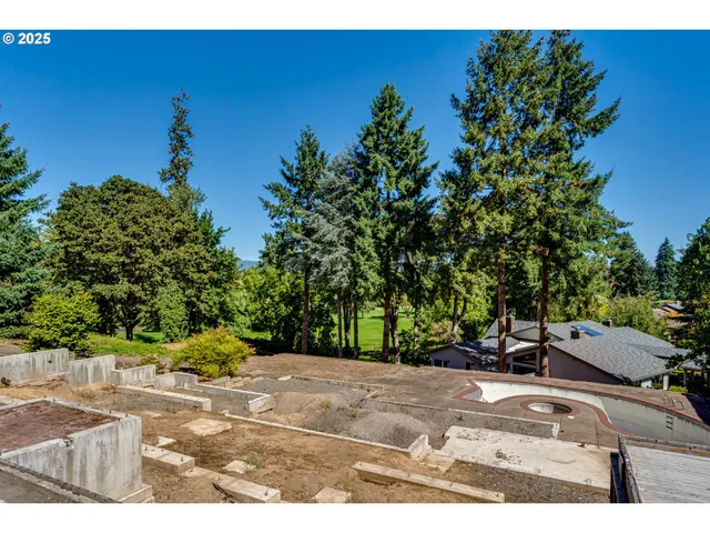 $399,900 | 516 Spyglass Drive, Eugene, OR 97401