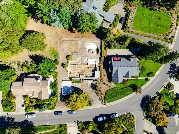 $349,900 | 516 Spyglass Drive, Eugene, OR 97401