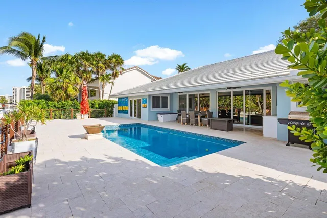 a view of a lake with houses