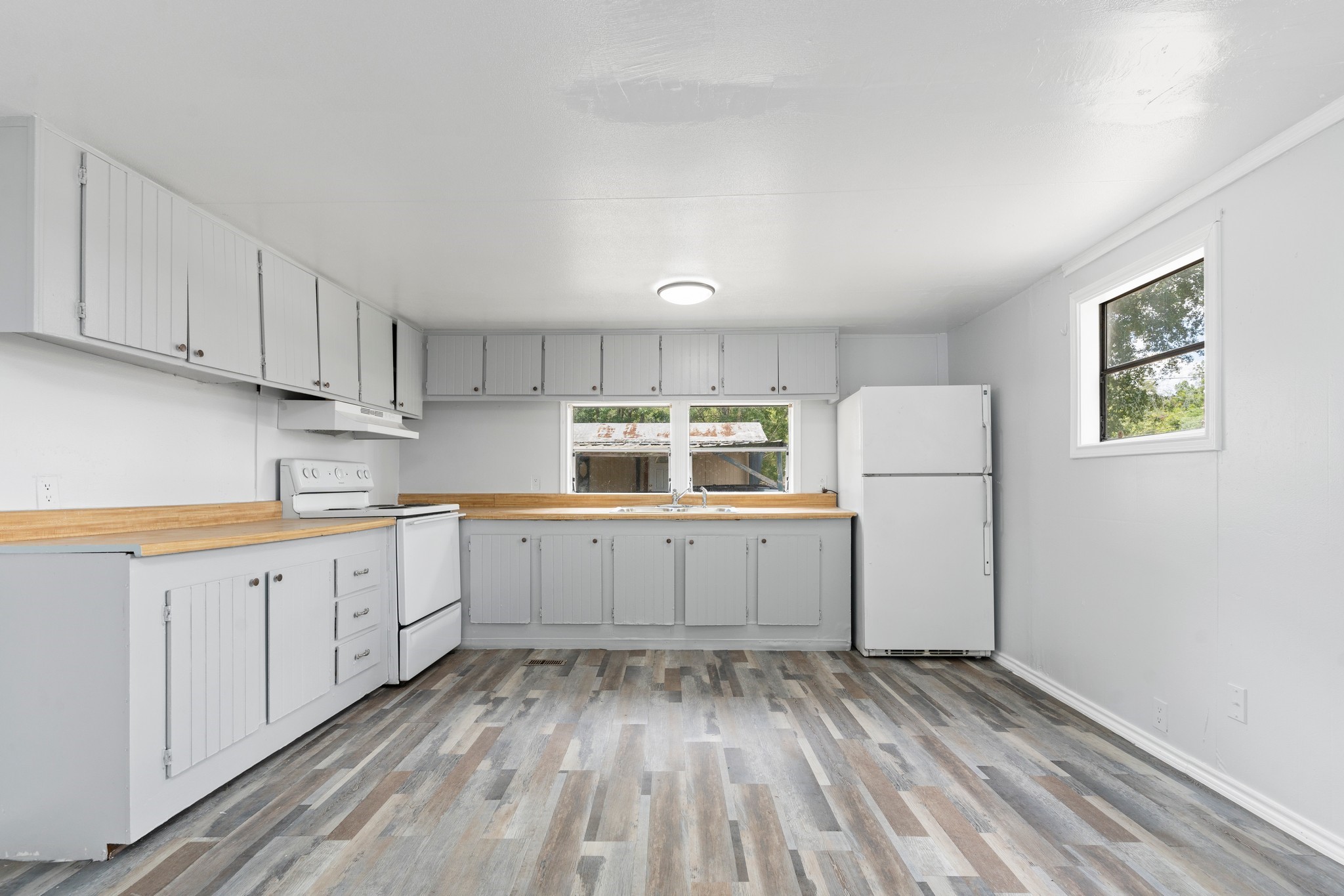 1714 Massey Tompkins Road Baytown, TX 77521 - Photo 3 of 50 Gallery Image 3