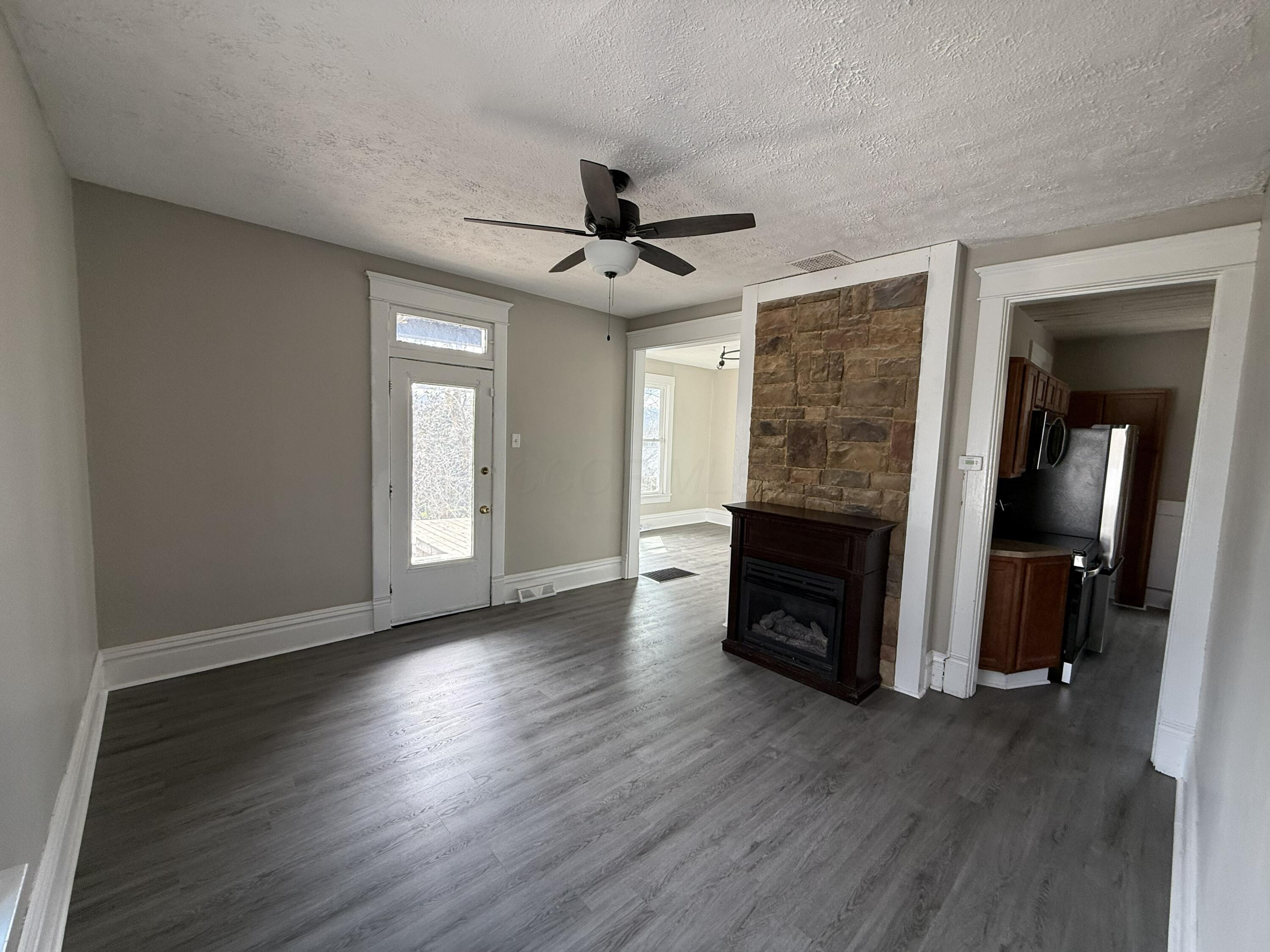 229 North Spring Street Logan, OH 43138 - Photo 9 of 14