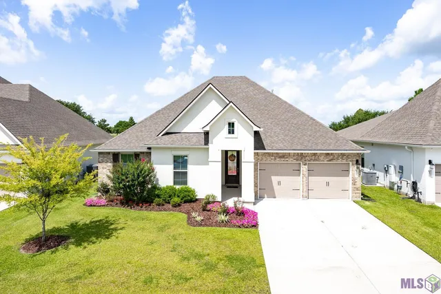 $2,700 | 58890 April Lane, Plaquemine, LA 70764