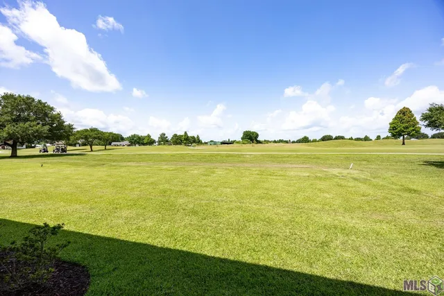 $2,700 | 58890 April Lane, Plaquemine, LA 70764