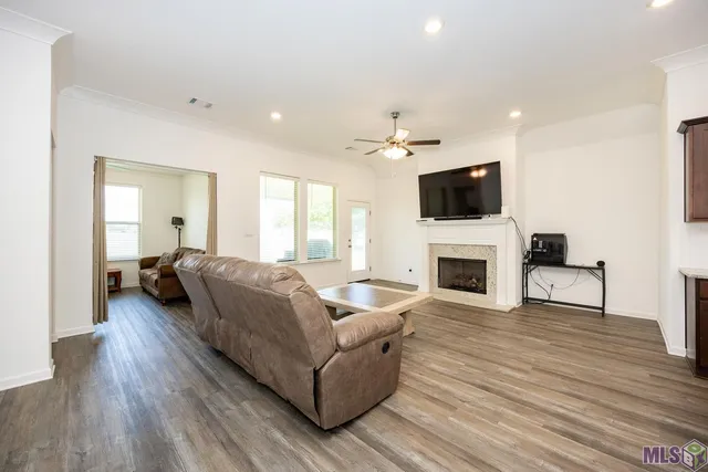 $2,700 | 58890 April Lane, Plaquemine, LA 70764