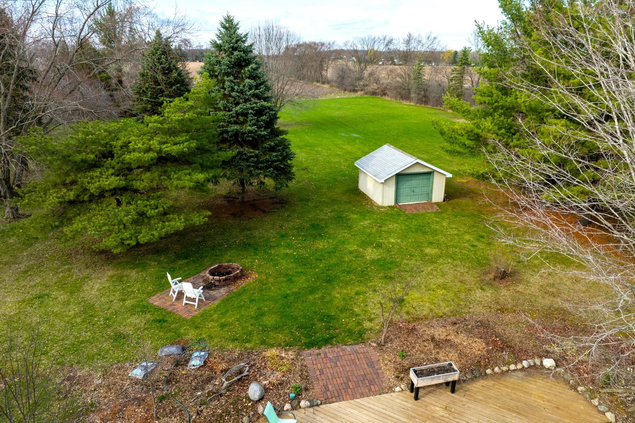 1735 Scully Road Mount Pleasant, MI 48858 - Photo 5 of 34