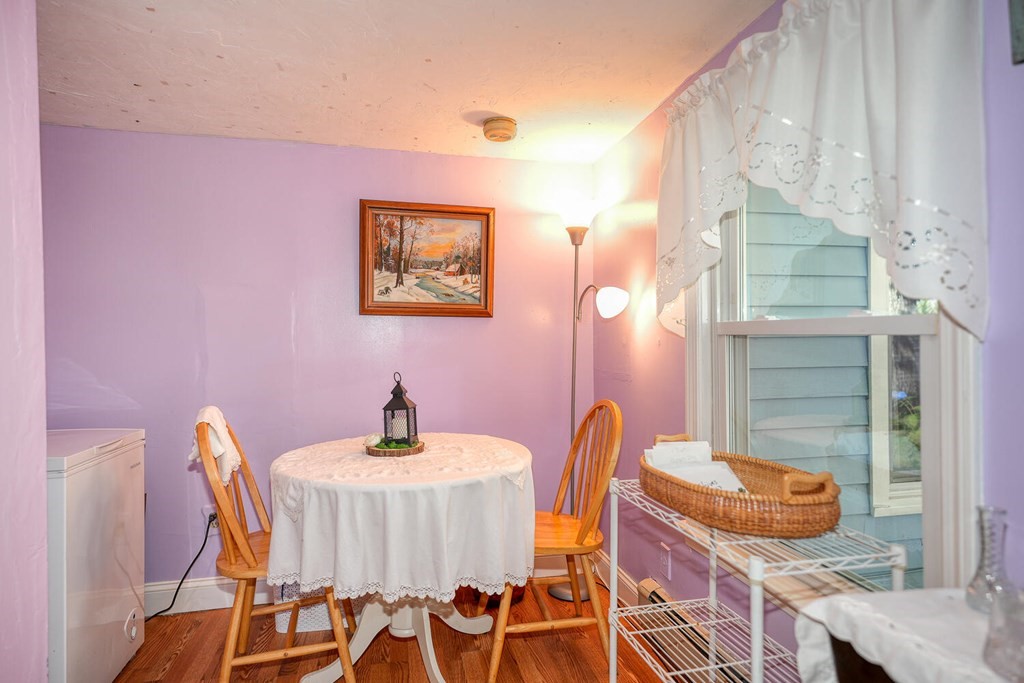 58 Oakhurst Road Hopkinton, MA 01748 - Photo 9 of 22 Gallery Image 9