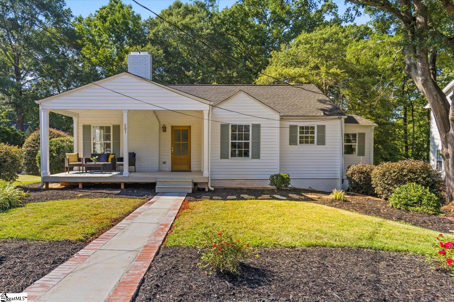 201 Ridgecrest Drive Greenville, SC 29609 - Photo 1 of 32 Gallery Image 1