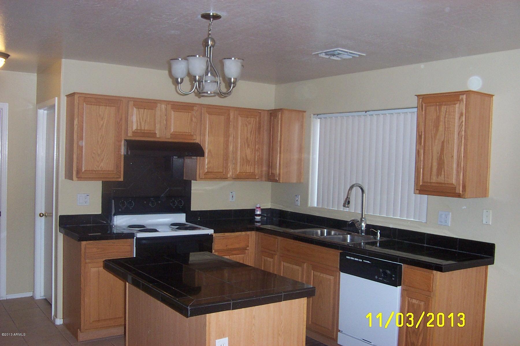4317 West Fremont Rd. Laveen, AZ 85339 - Photo 7 of 19 004
