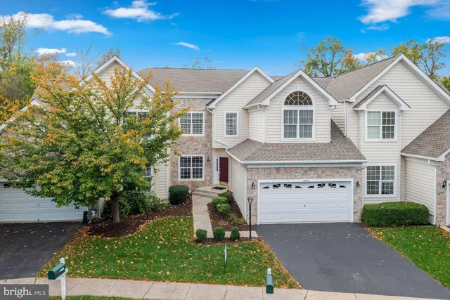 $895,000 | 20026 Valhalla Square, Ashburn, VA 20147