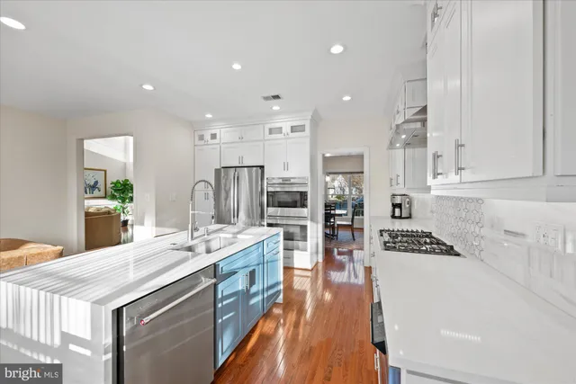 $895,000 | 20026 Valhalla Square, Ashburn, VA 20147