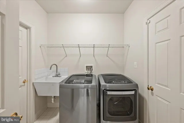 $895,000 | 20026 Valhalla Square, Ashburn, VA 20147