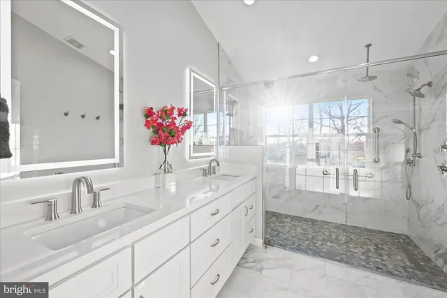 $895,000 | 20026 Valhalla Square, Ashburn, VA 20147