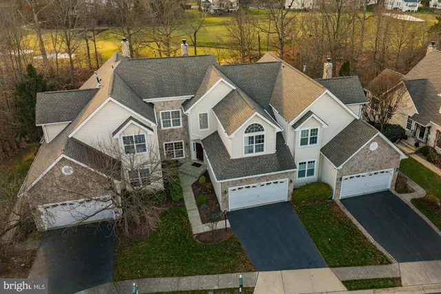 $895,000 | 20026 Valhalla Square, Ashburn, VA 20147