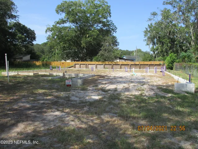 a view of a lake view