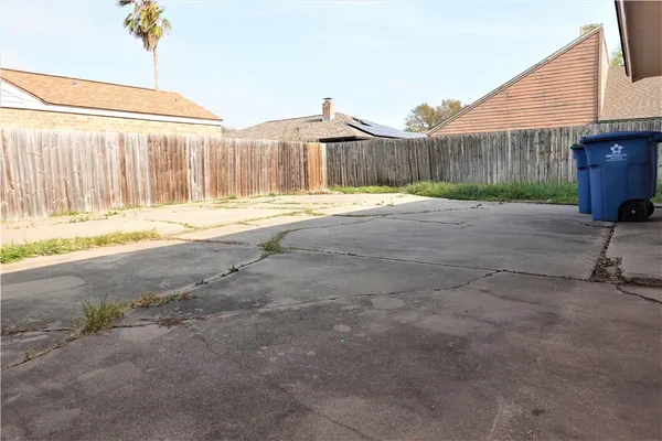a view of a backyard with a backyard
