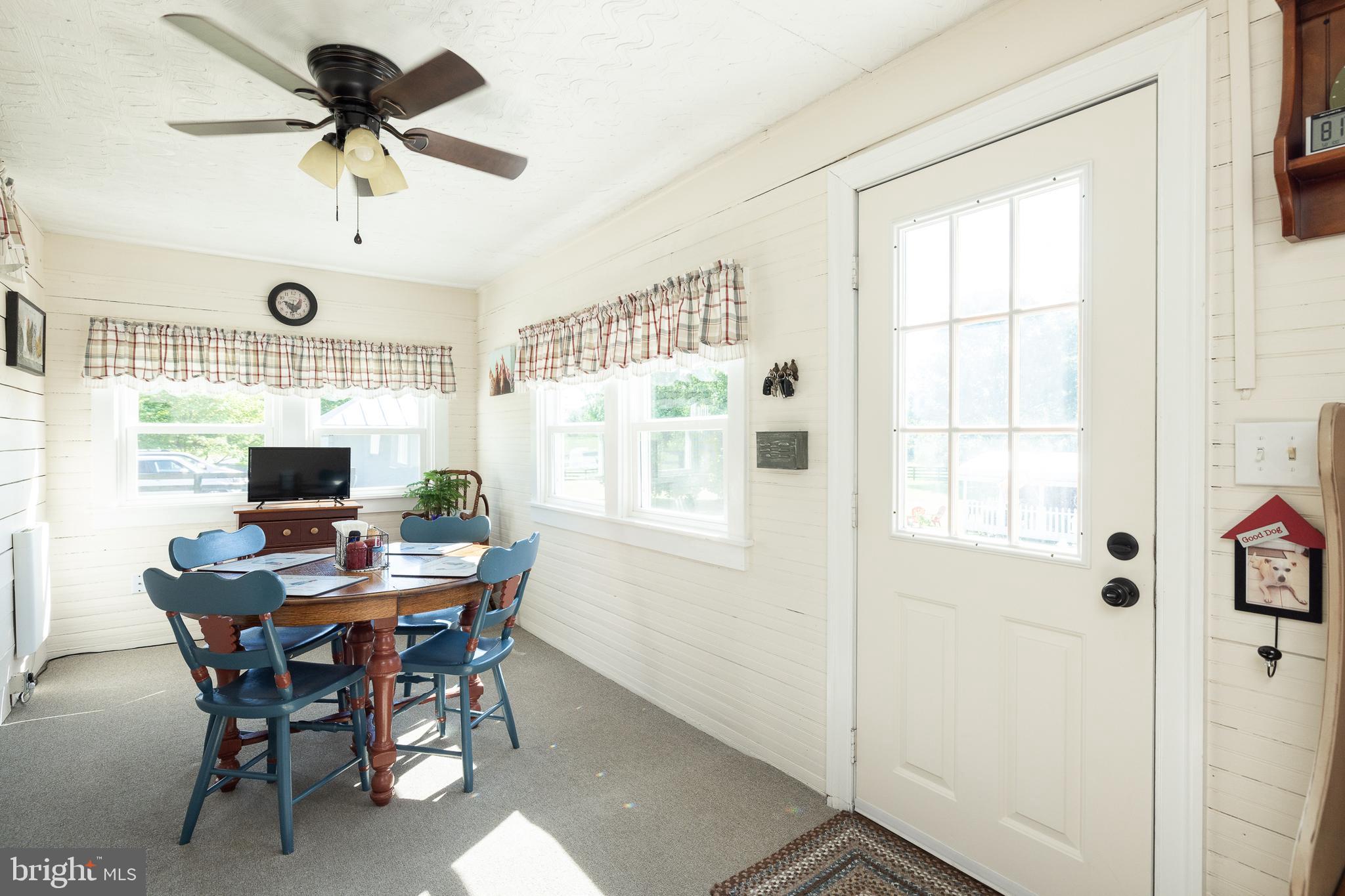 824 Copp Road Strasburg, VA 22657 - Photo 19 of 83 Enclosed Back Porch