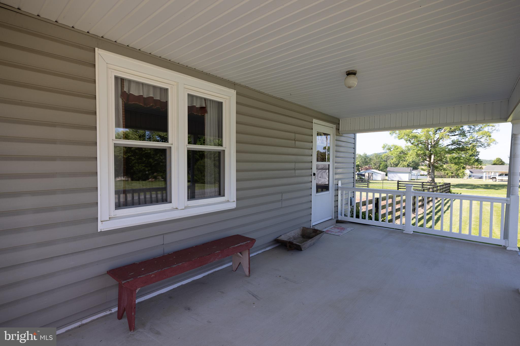 824 Copp Road Strasburg, VA 22657 - Photo 4 of 83 Front Porch