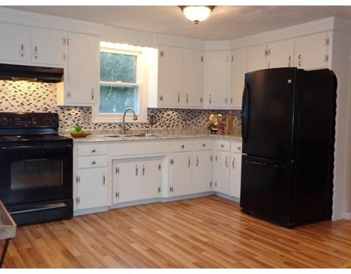 14 Hillside Road Tewksbury, MA 01876 - Photo 1 of 28 Gallery Image 1