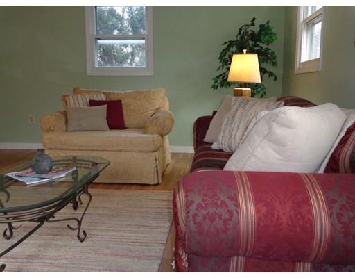 14 Hillside Road Tewksbury, MA 01876 - Photo 14 of 28 Gallery Image 14
