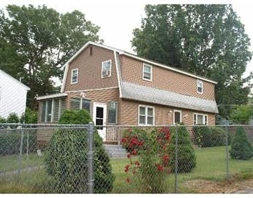 14 Hillside Road Tewksbury, MA 01876 - Photo 2 of 28 Gallery Image 2