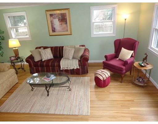 14 Hillside Road Tewksbury, MA 01876 - Photo 3 of 28 Gallery Image 3
