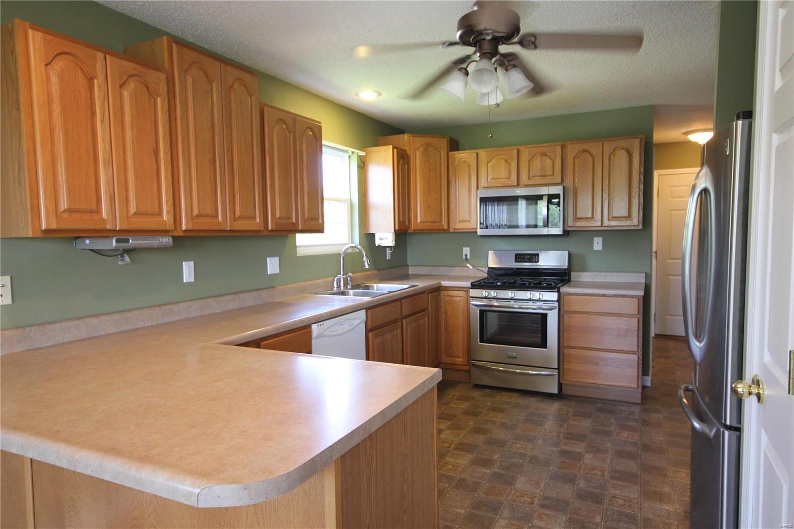 6811 Gushing Spring Edwardsville, IL 62025 - Photo 15 of 49