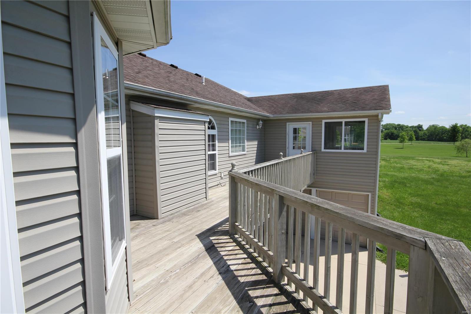 6811 Gushing Spring Edwardsville, IL 62025 - Photo 36 of 49