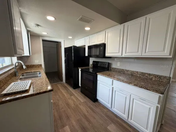 $2,200 | 4046 Queen Anne Drive, Orlando, FL 32839