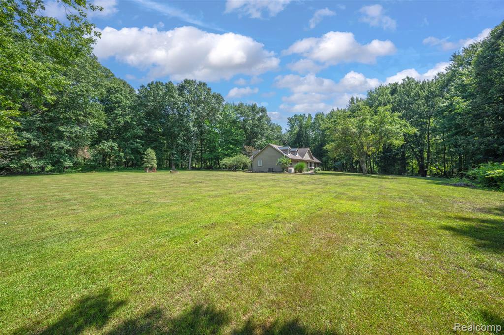 940 West Predmore Road Oakland, MI 48363 - Photo 53 of 60