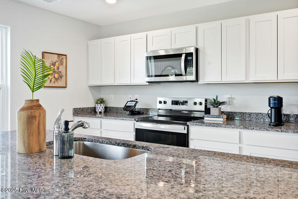 710 Lantern Rst Lane, Unit LOT 490 Jacksonville, NC 28546 - Photo 16 of 40 similar to
