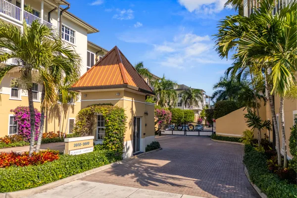 $1,995,000 | 3950 North Flagler Drive, Unit 401, West Palm Beach, FL 33407
