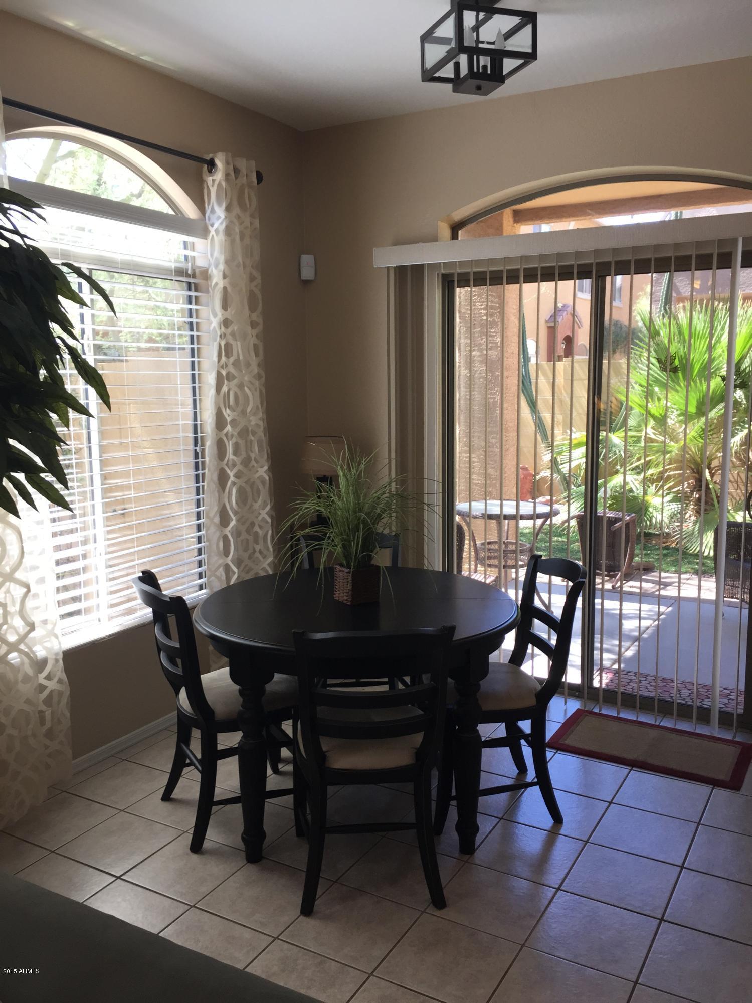 2150 East Bell Road, Unit 1094 Phoenix, AZ 85022 - Photo 5 of 17 Breakfast Area