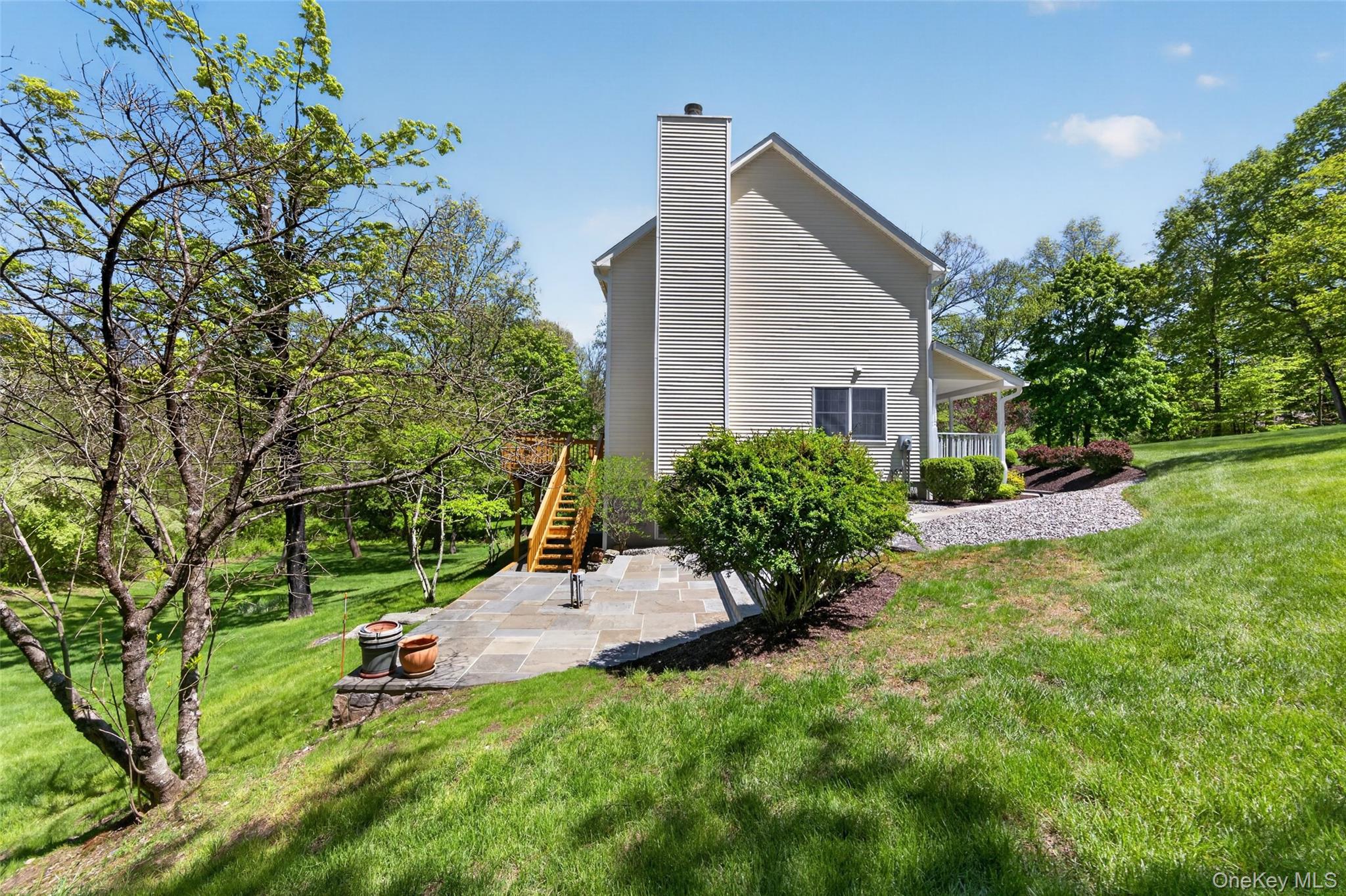 1484 Jacob Road Cortlandt Manor, NY 10567 - Photo 21 of 23