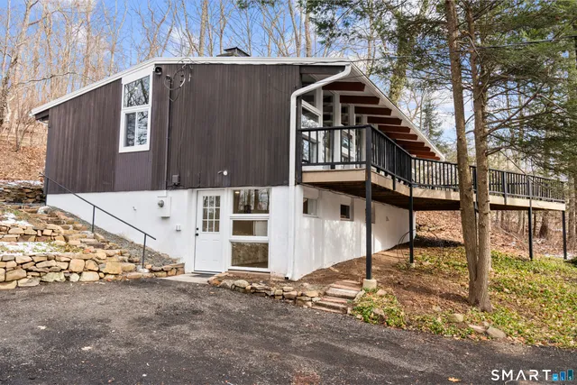 $449,900 | 143 Gaylord Mountain Road, Bethany, CT 06524