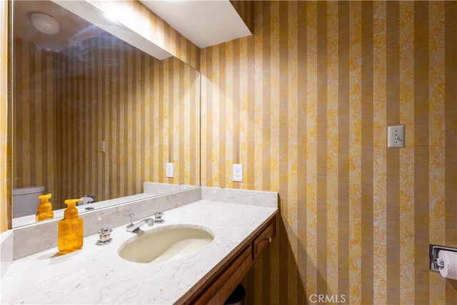 $1,575,000 | 4955 Southridge Avenue, View Park, CA 90043