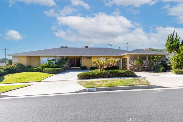 $1,575,000 | 4955 Southridge Avenue, View Park, CA 90043