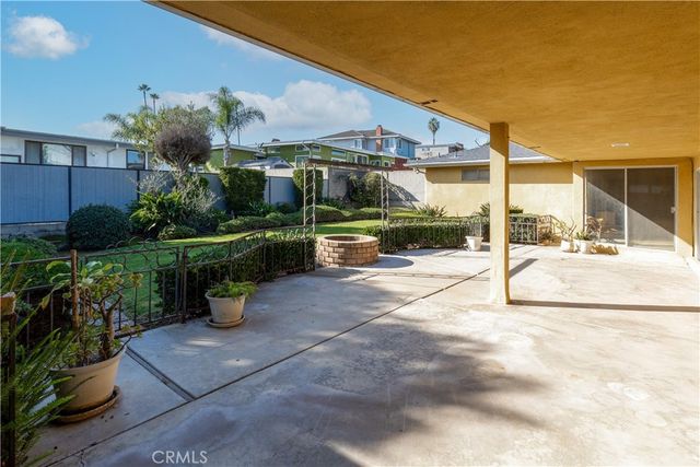 $1,575,000 | 4955 Southridge Avenue, View Park, CA 90043