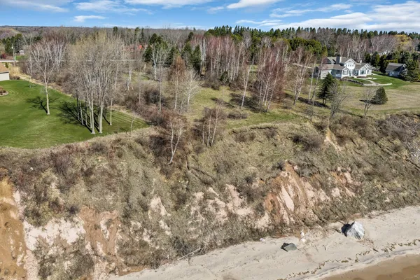 $299,000 | Lot 1 Hwy Q-c, Manitowoc, WI 54220