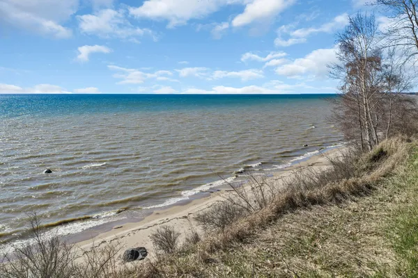 $299,000 | Lot 1 Hwy Q-c, Manitowoc, WI 54220