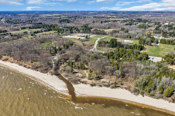 $299,000 | Lot 1 Hwy Q-c, Manitowoc, WI 54220