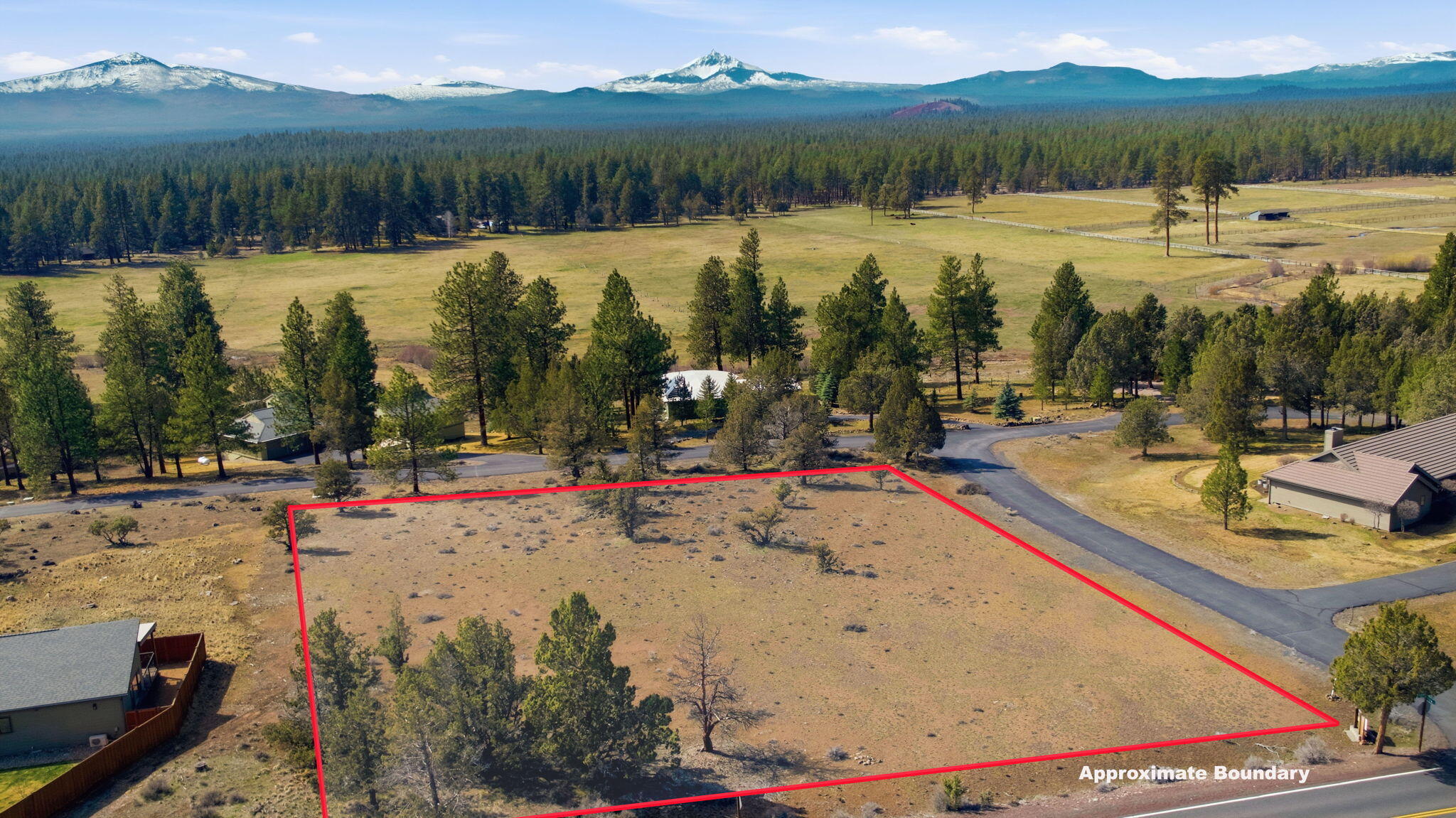 70070 Meadow View Road Sisters, OR 97759 - Photo 3 of 13