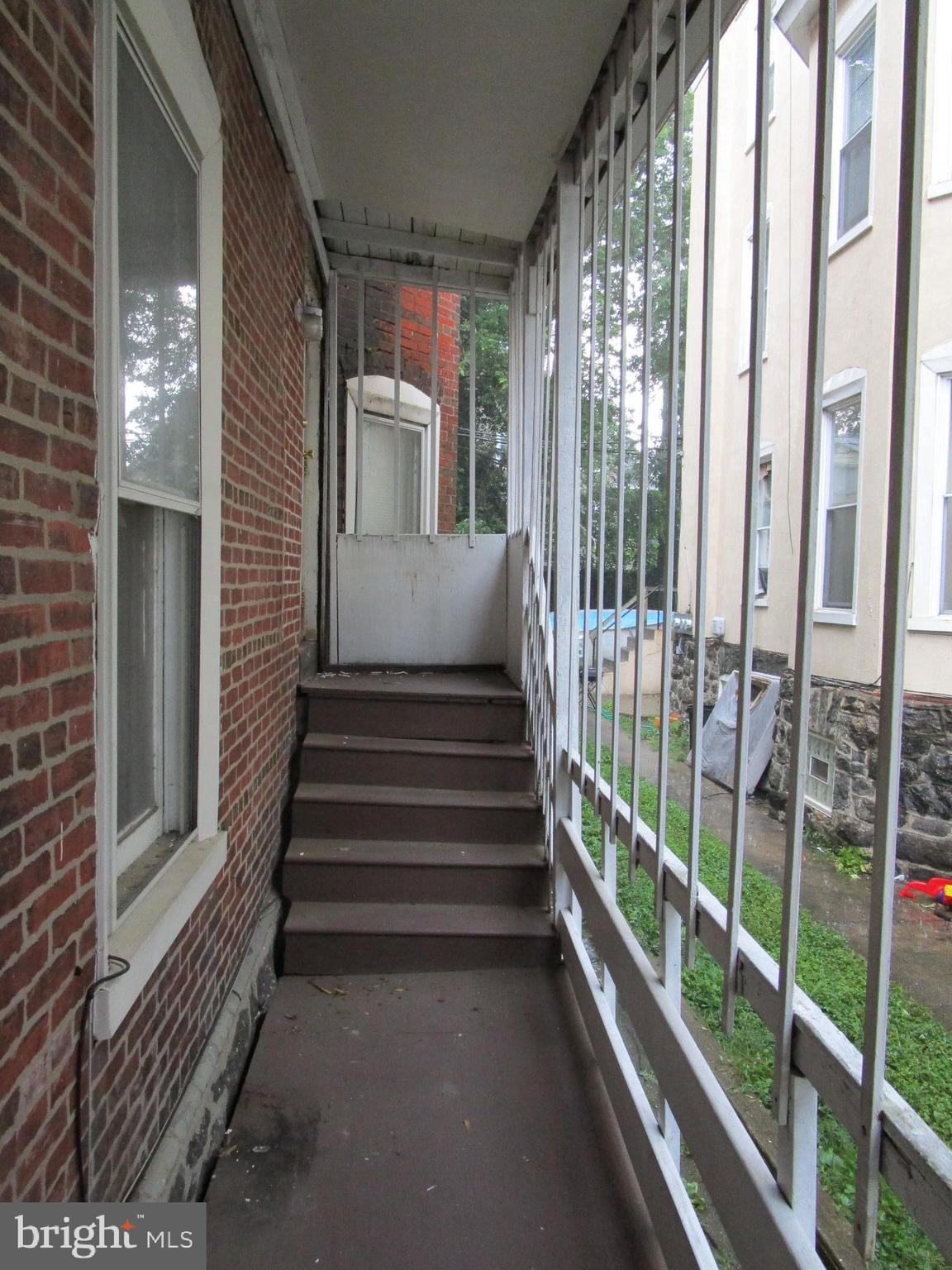 818 Wynnewood Road, Unit 3 Philadelphia, PA 19151 - Photo 2 of 29 Entry to unit 3